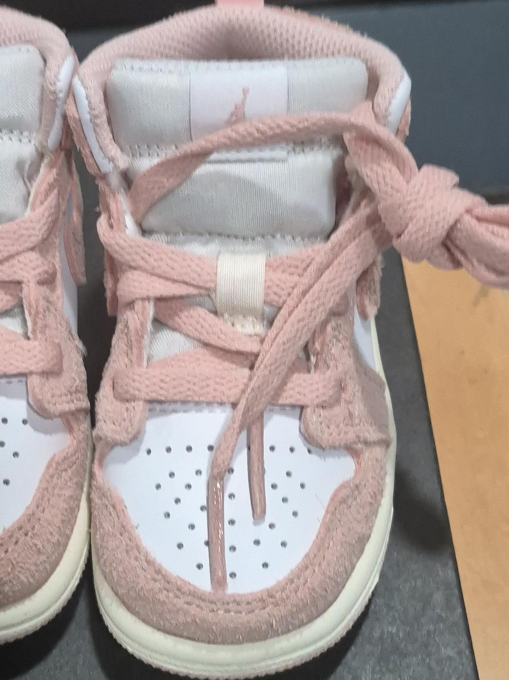 Nike Air Jordan 1 Mid SE Toddler Shoes - Size 6C thumbnail