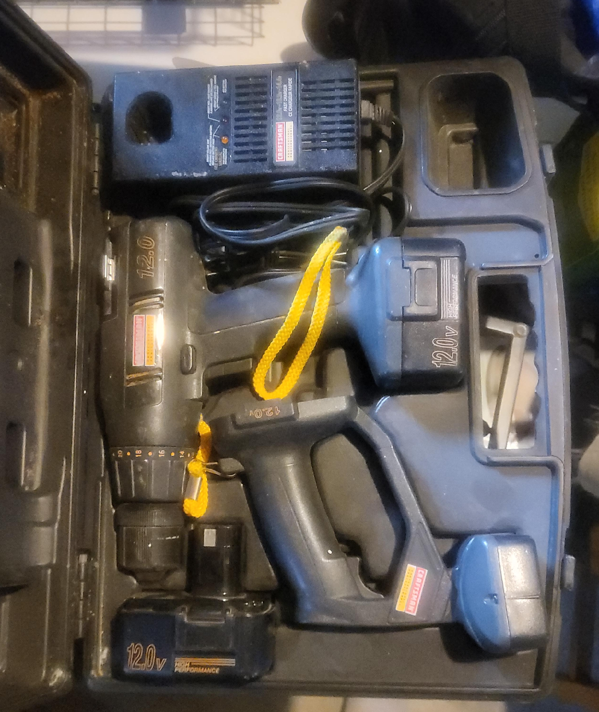 Craftsman 12.0V Cordless Drill w/ Case & Charger thumbnail