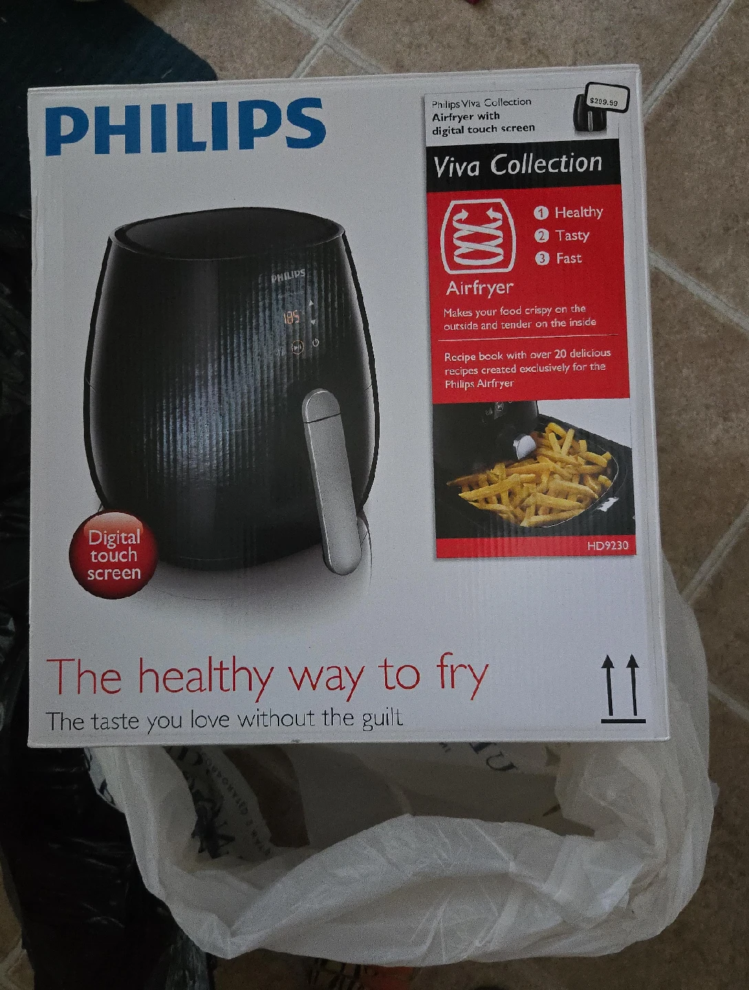 Philips Viva Collection Airfryer HD9230 - New in Box! thumbnail