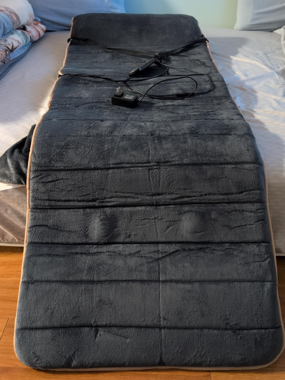 Grey Heated Massage Mat thumbnail