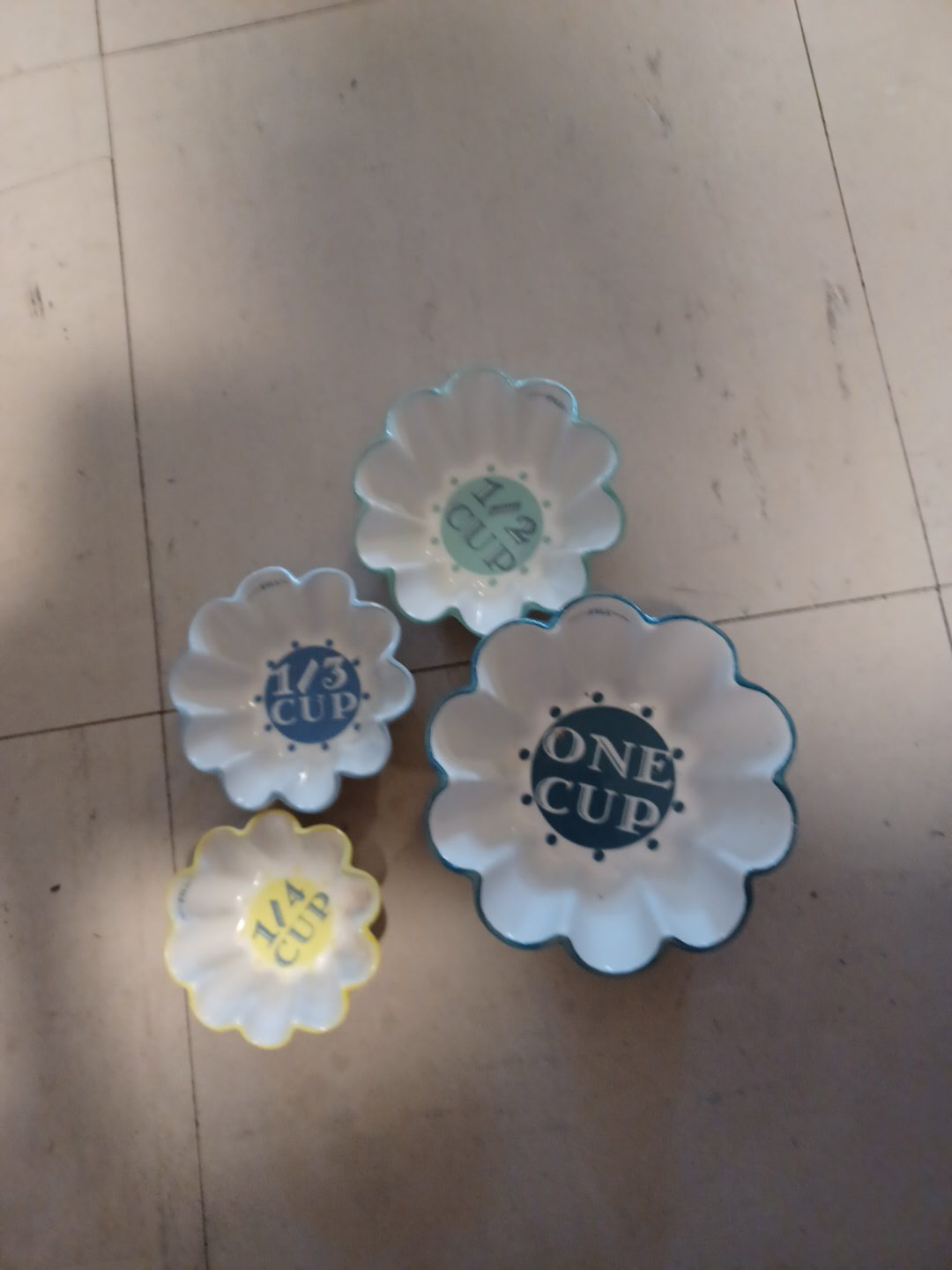 Flower Measuring Cups - Set of 4 thumbnail