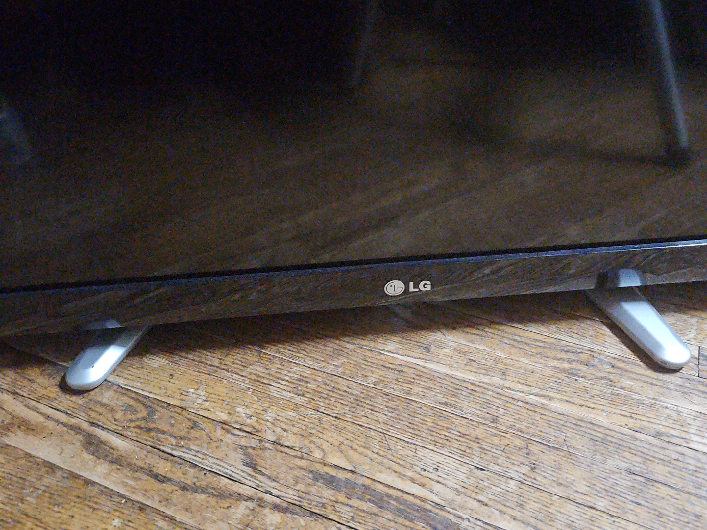 LG TV 40" thumbnail