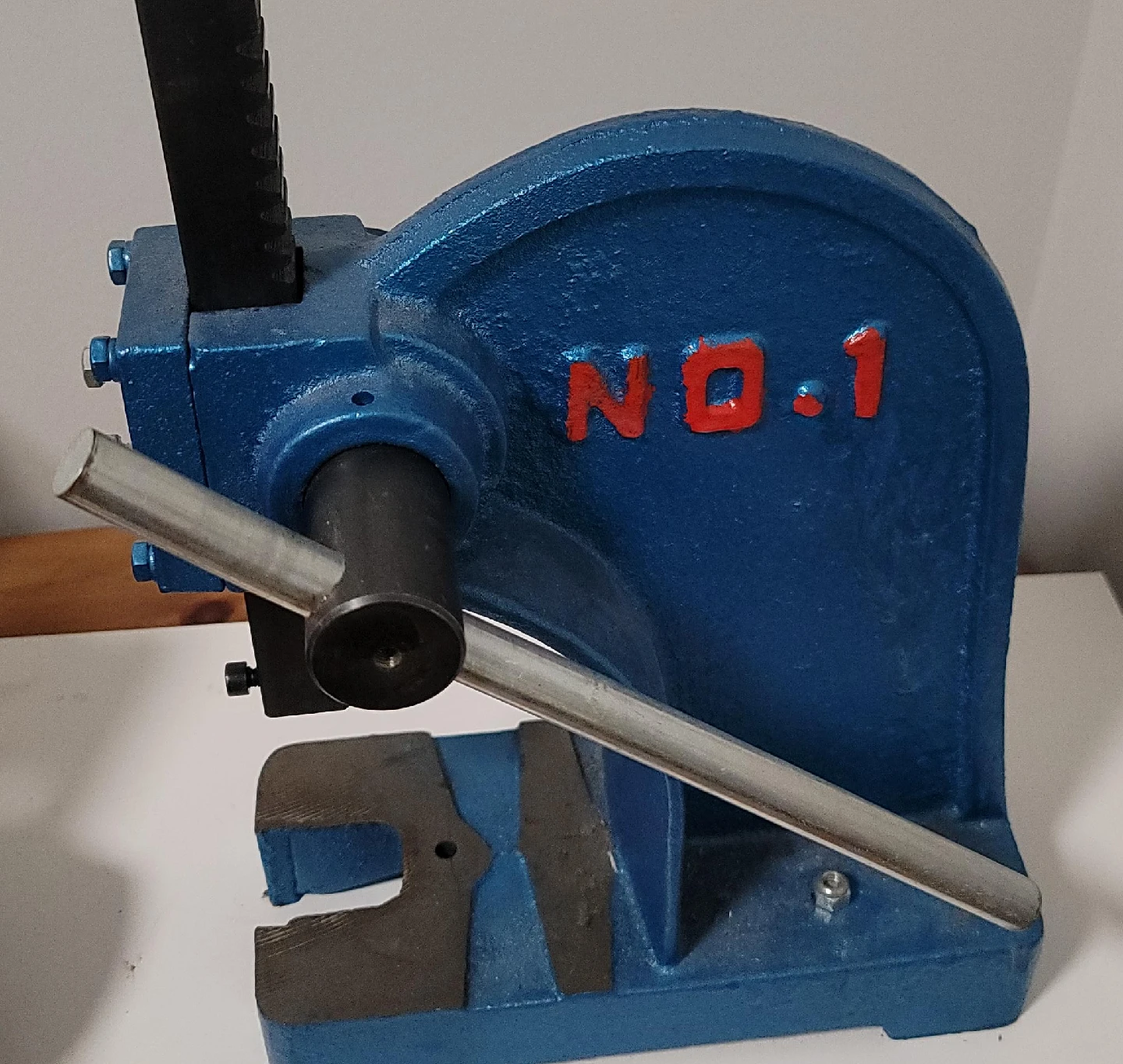 1 ton Blue No.1 Hand Press thumbnail