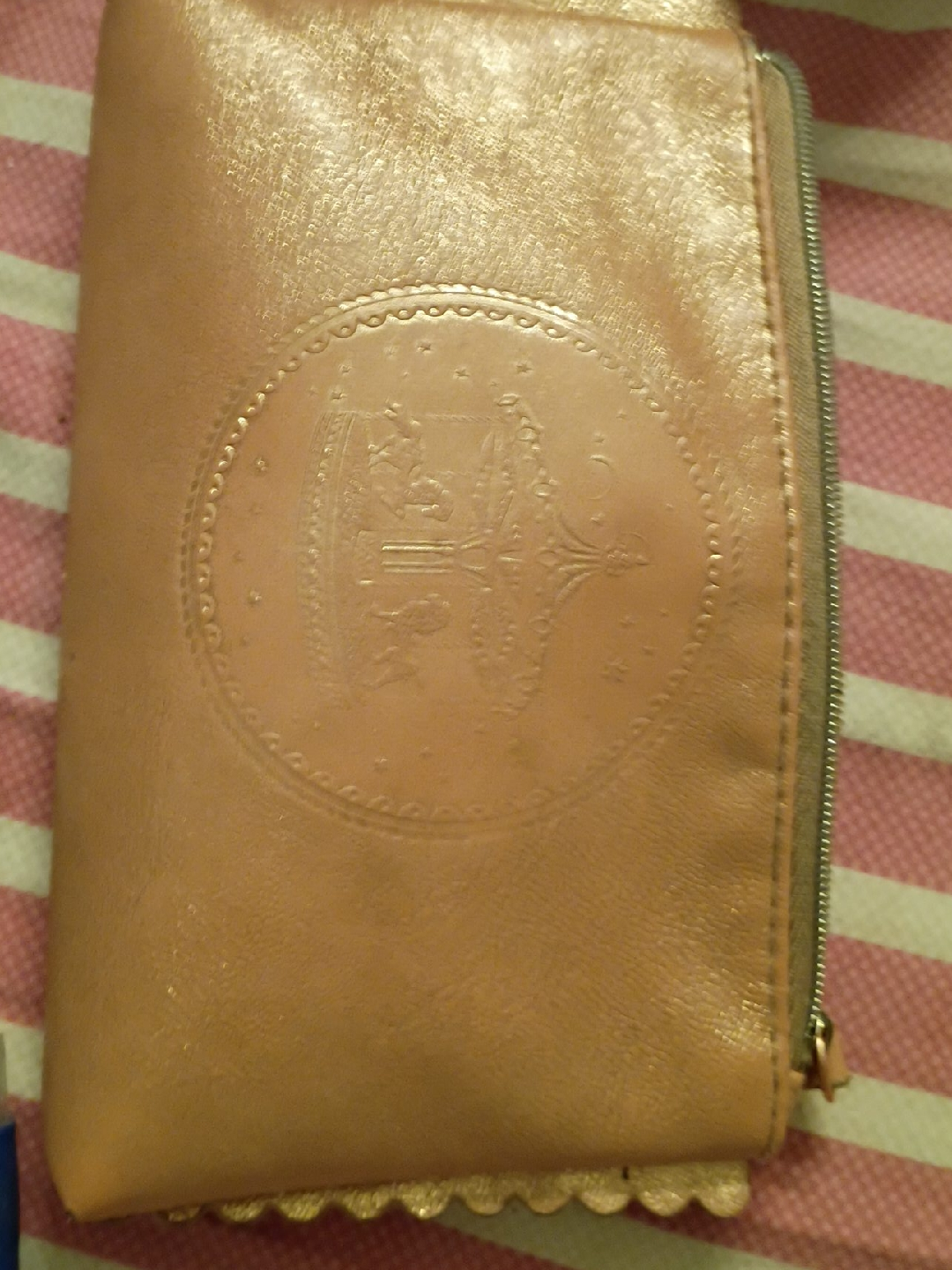 Pink Wallet with Zipper thumbnail