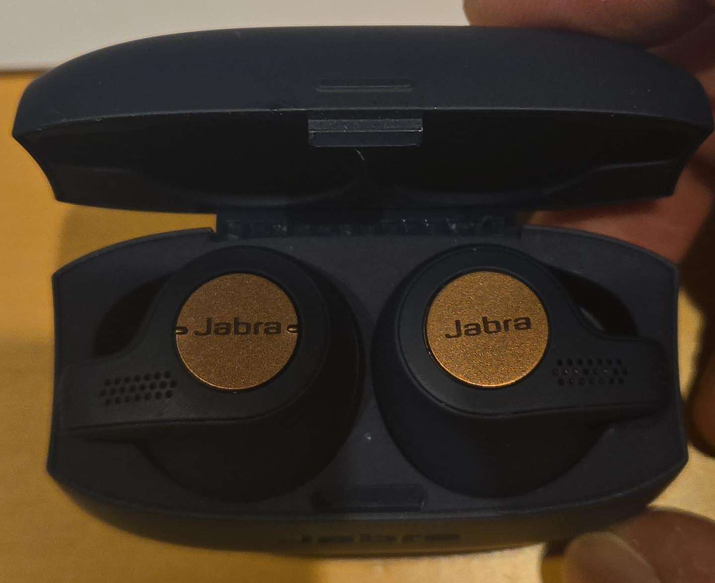 Jabra Wireless Earbuds thumbnail