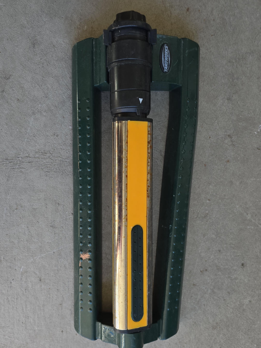 Yardworks Oscillating Sprinkler