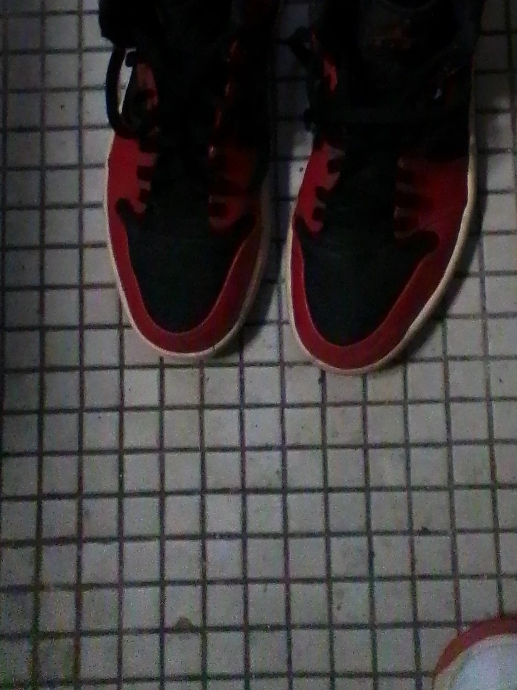 Air Jordan 1 High Red/Black Sneakers thumbnail