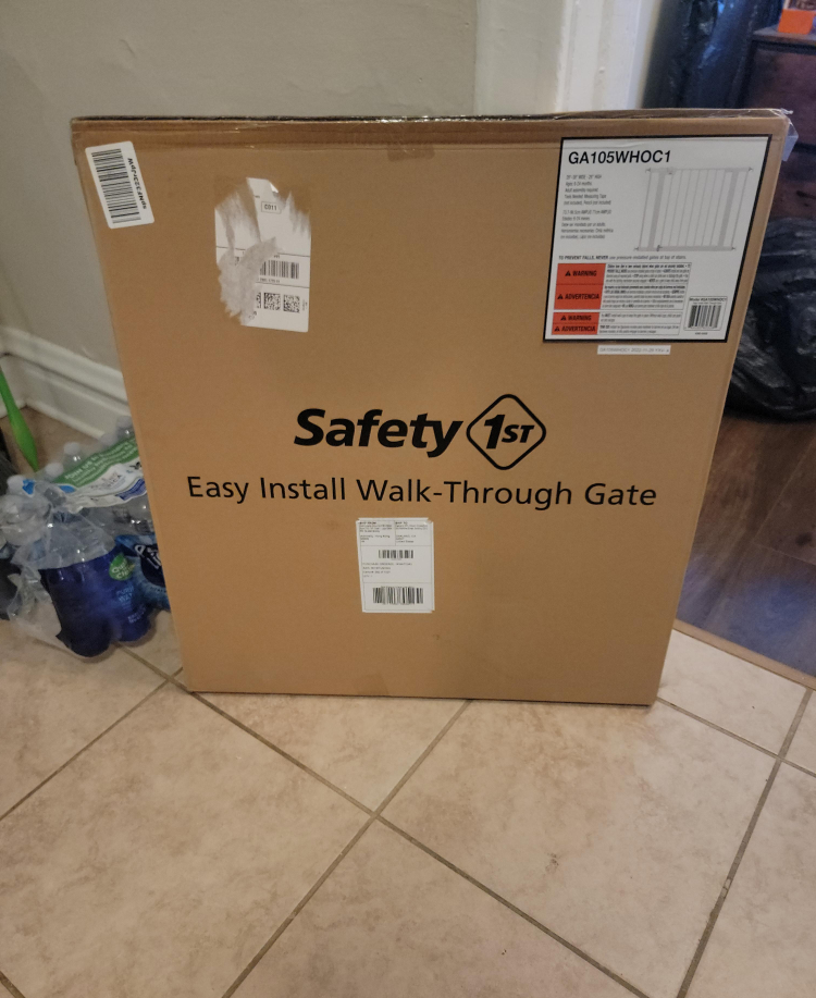 Safety 1st Easy Install Walk-Through Gate