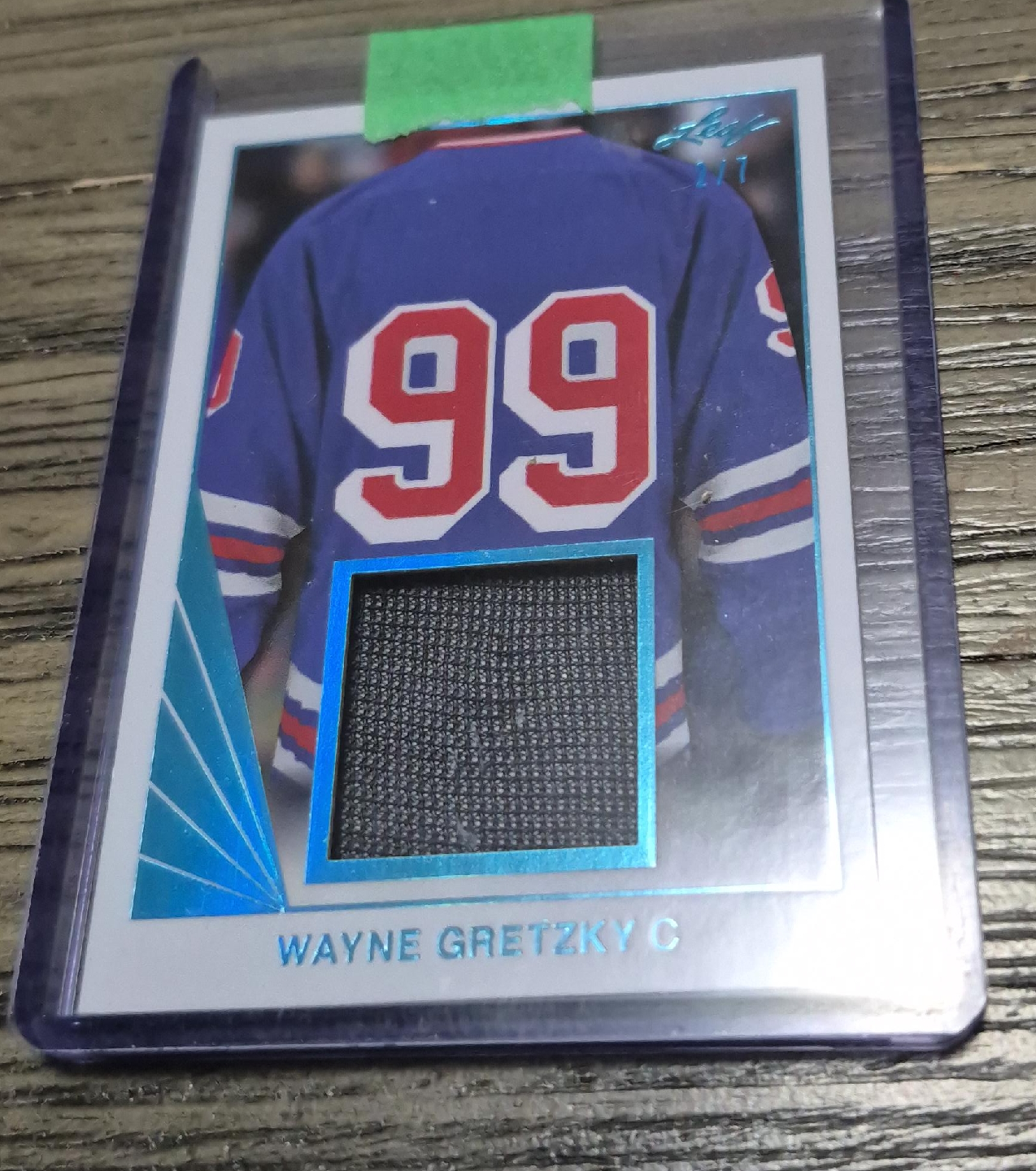 Wayne Gretzky Leaf Hockey Card thumbnail
