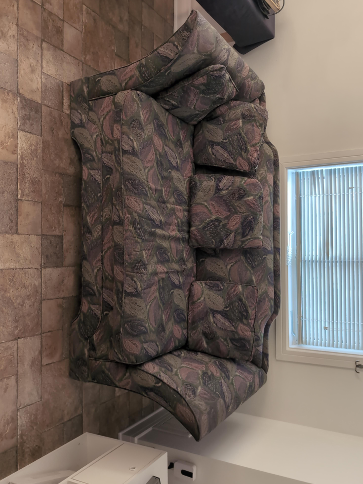 Leaf Pattern Sofa thumbnail