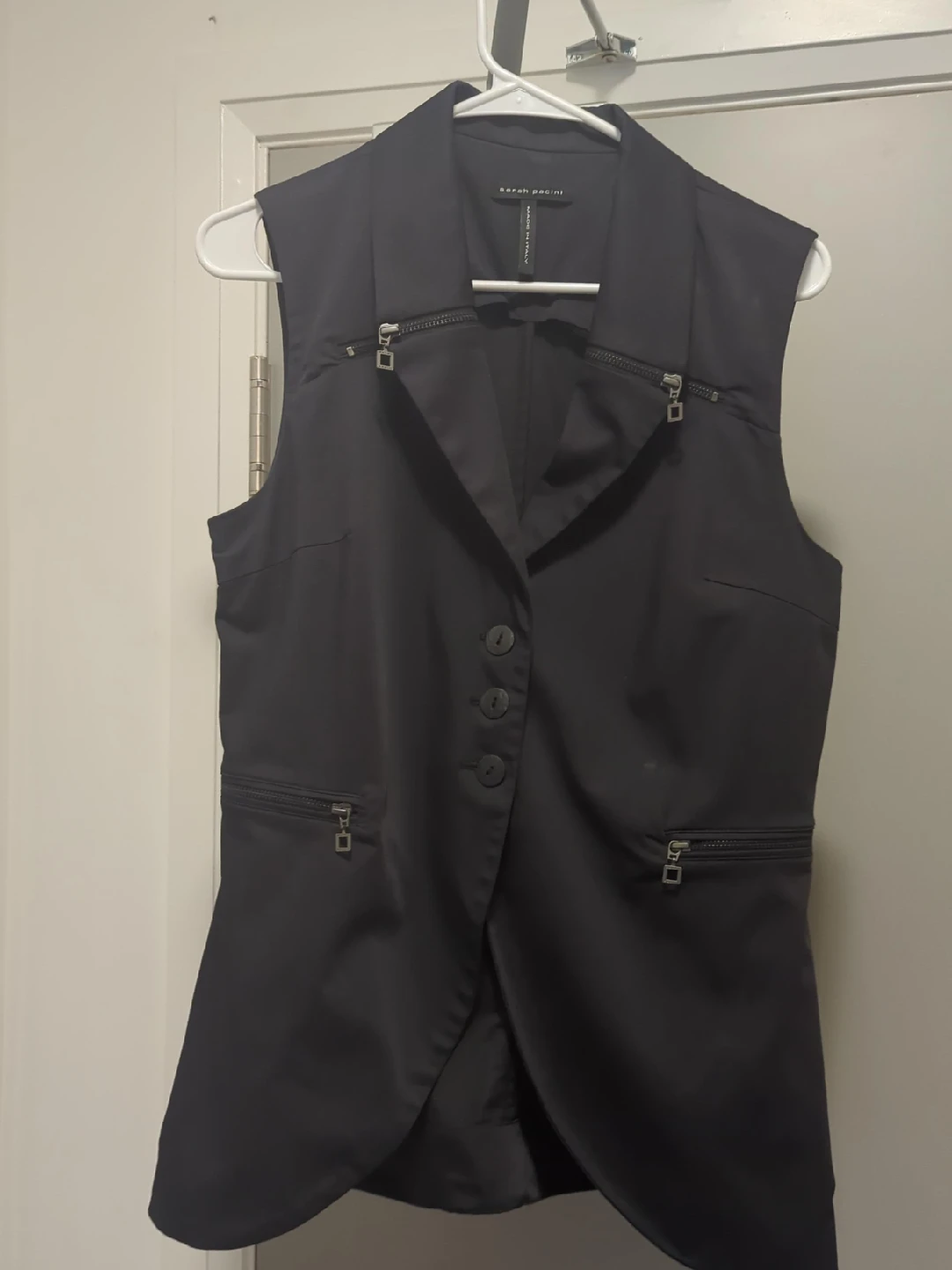 Sarah Pacini Black Vest - Size Medium