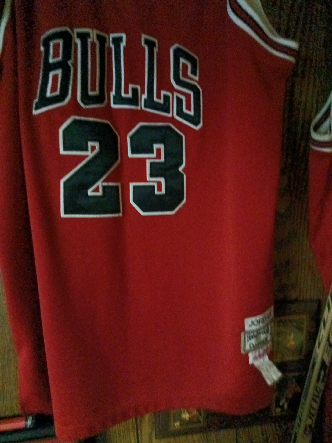 Michael Jordan Bulls #23 Jersey thumbnail