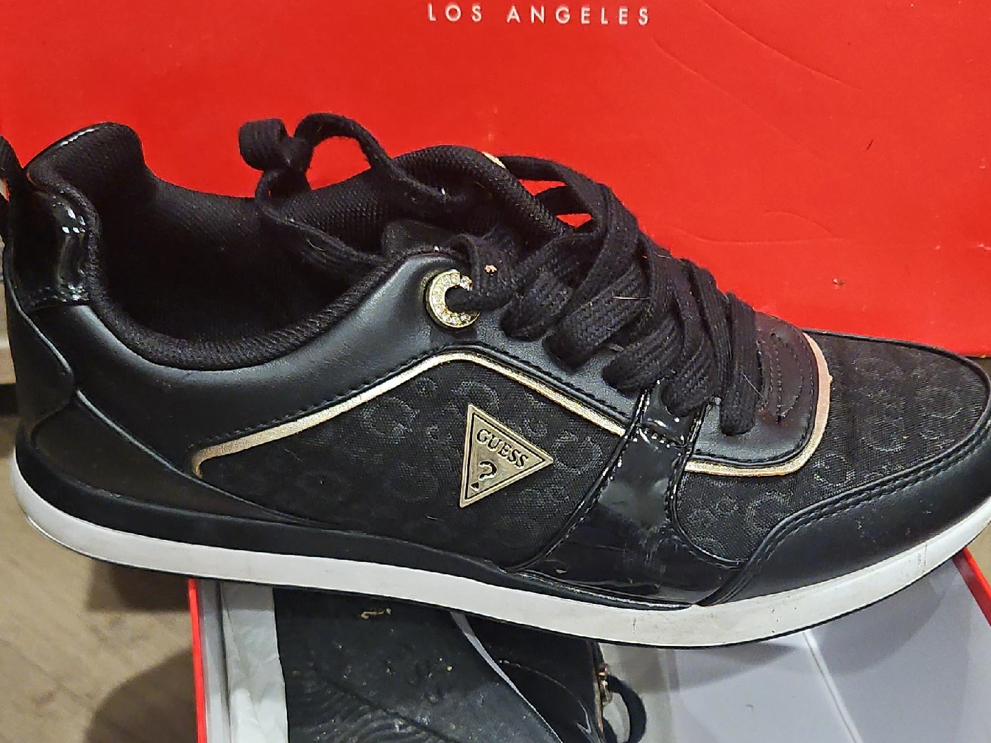 Guess Black Sneakers thumbnail