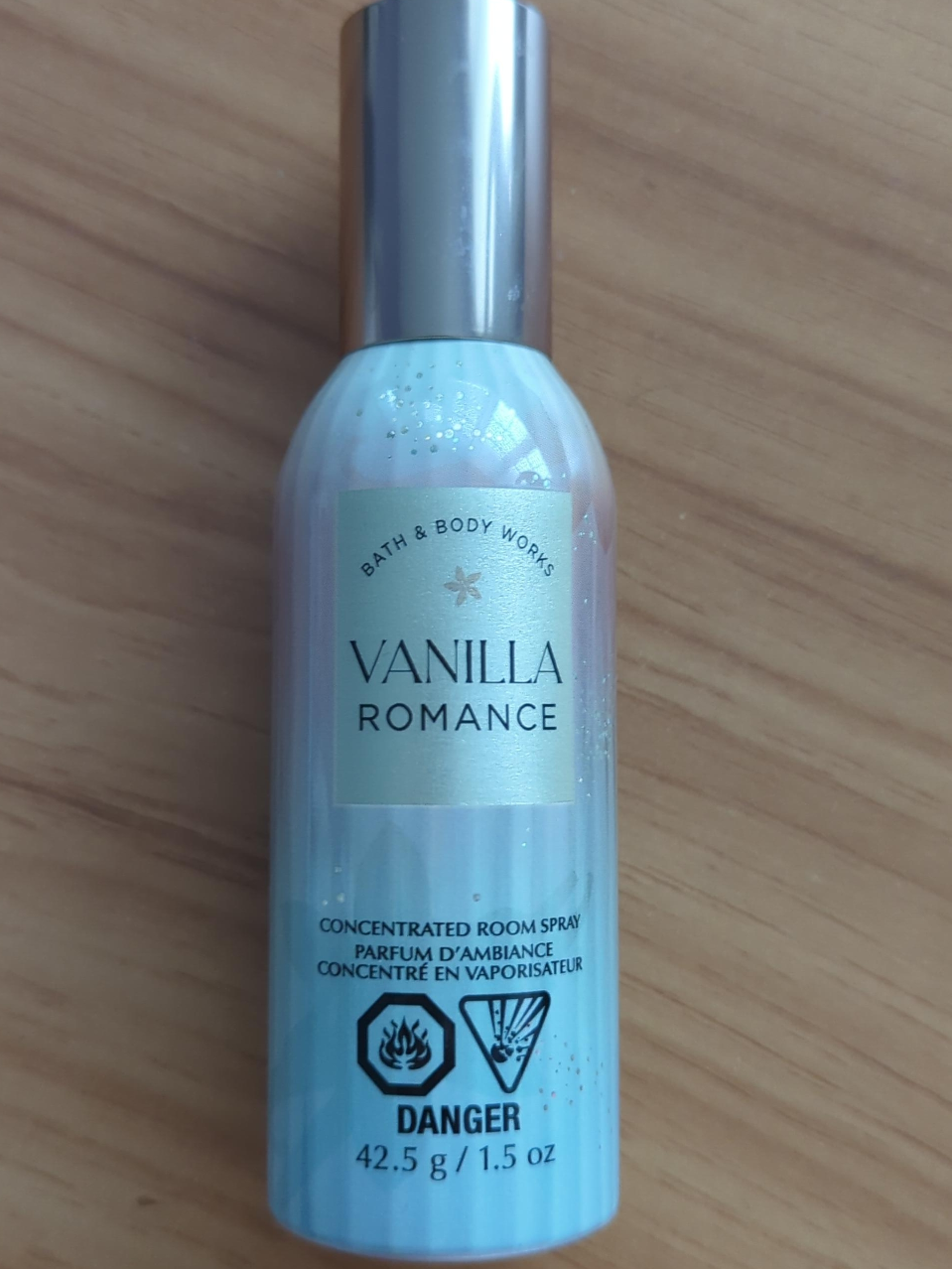 Bath & Body Works Vanilla Romance Room Spray thumbnail