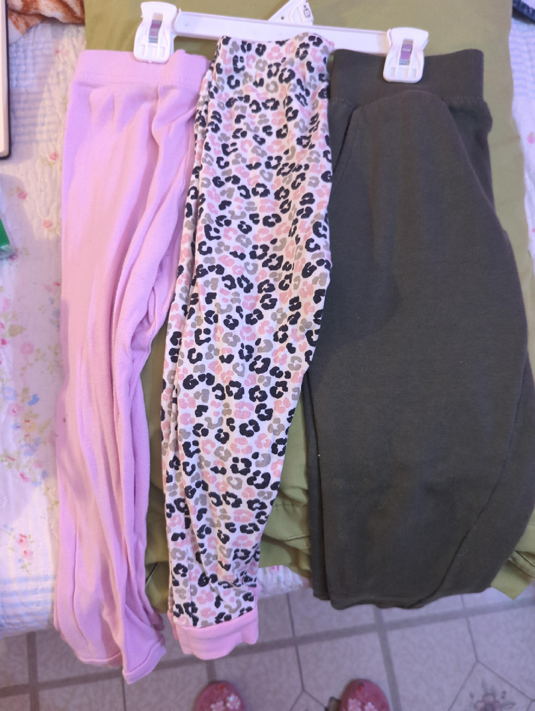 Girls' Leggings Set (Size Unknown) thumbnail