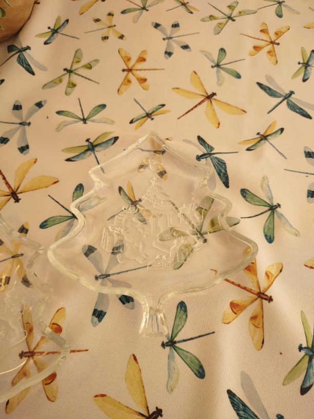Christmas Tree Shaped Glass Serving Dishes (2)