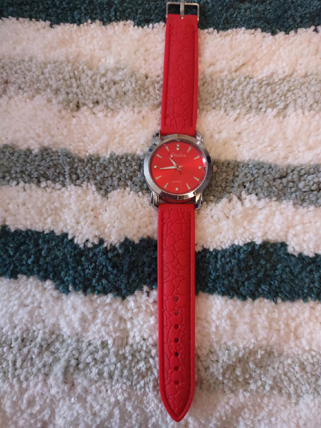 Xinslon Quartz Red Watch