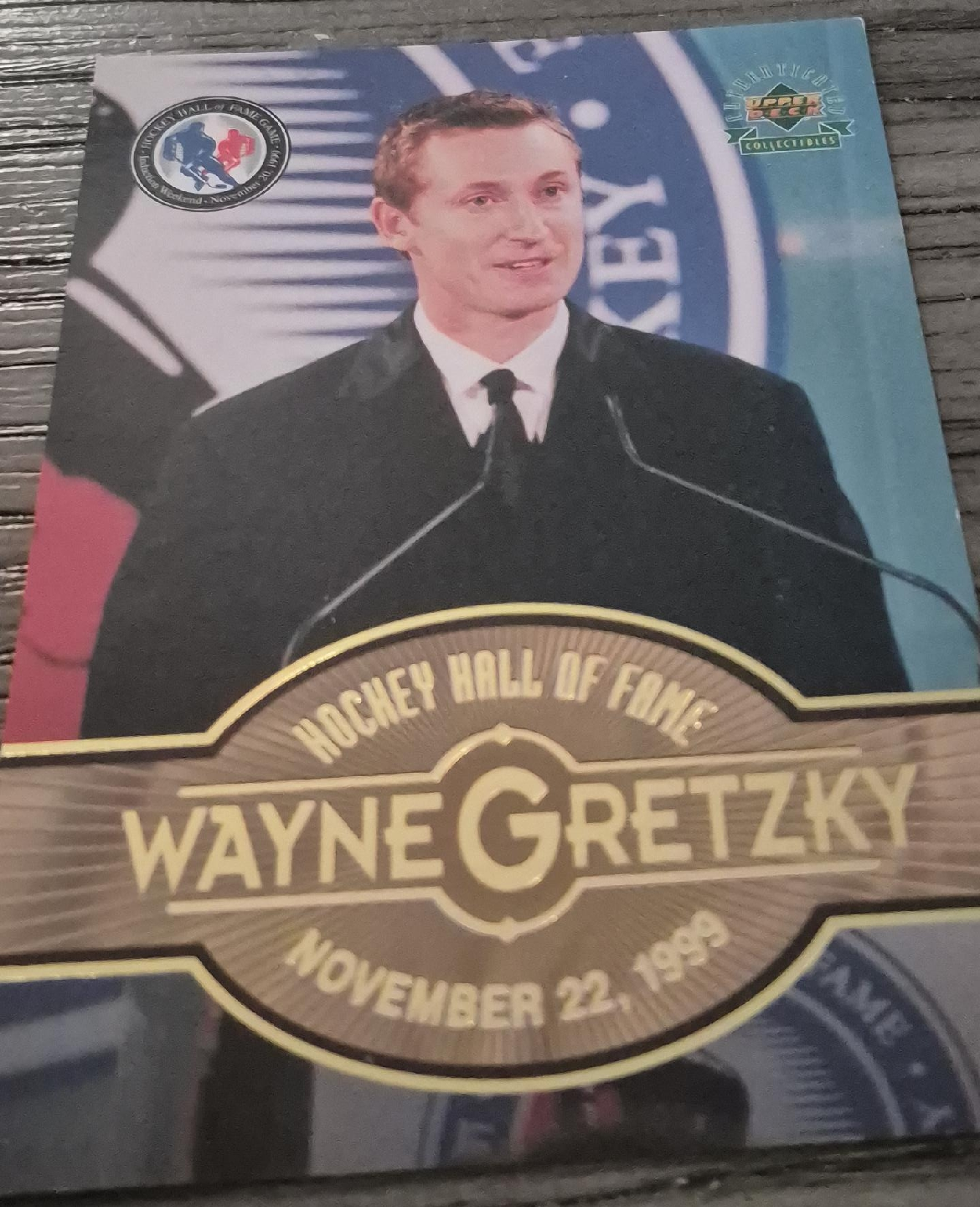 Wayne Gretzky Hockey Hall of Fame Card thumbnail