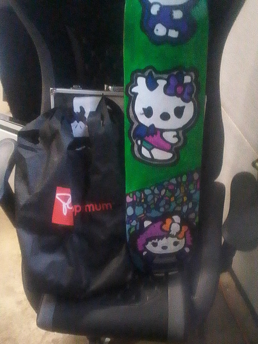 Custom Hello Kitty Skateboard thumbnail