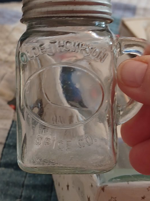 Olde Thompson Spice Co. Jar, Salt Shaker