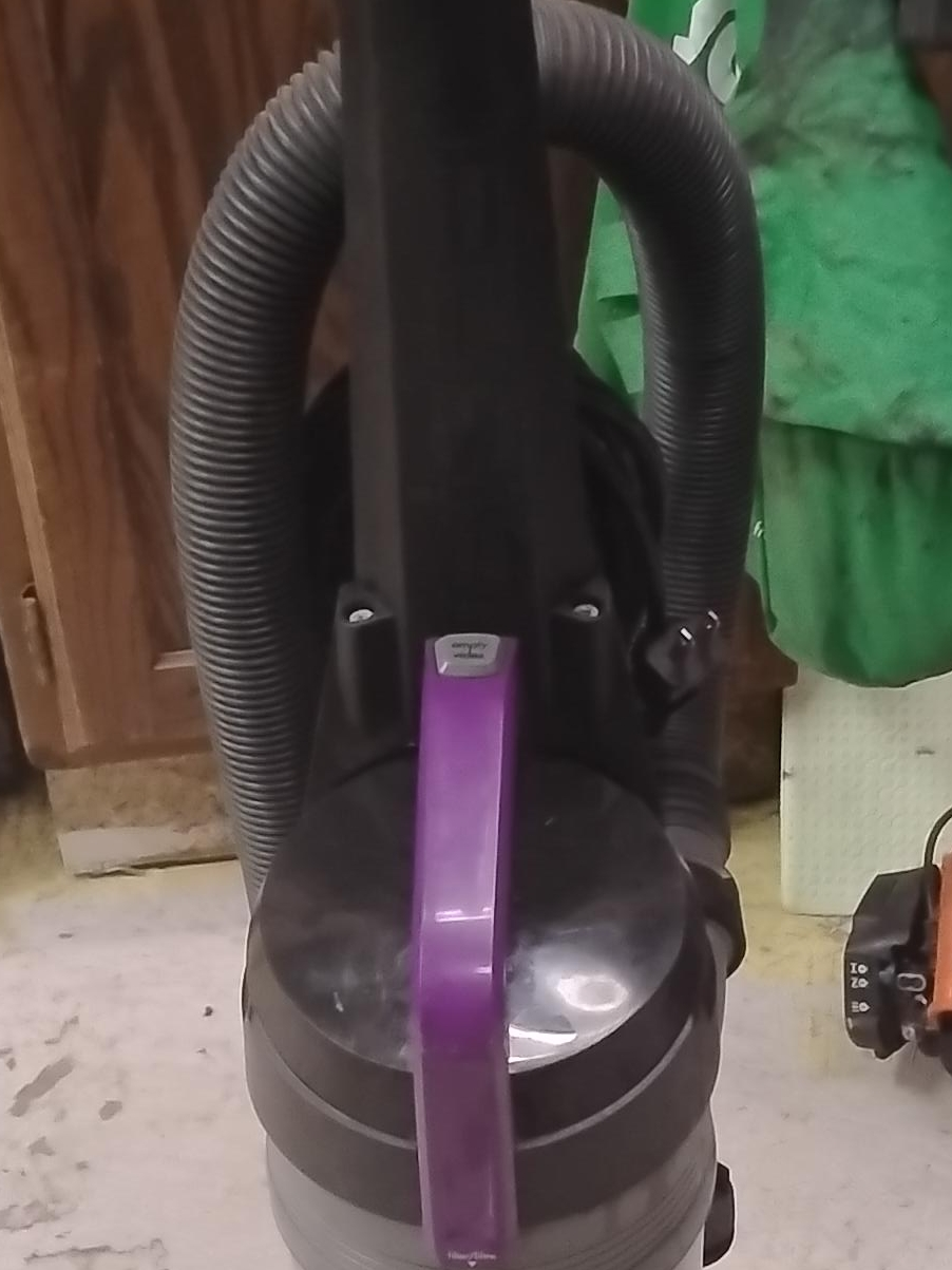 Simply Vacuums Upright Vacuum Cleaner