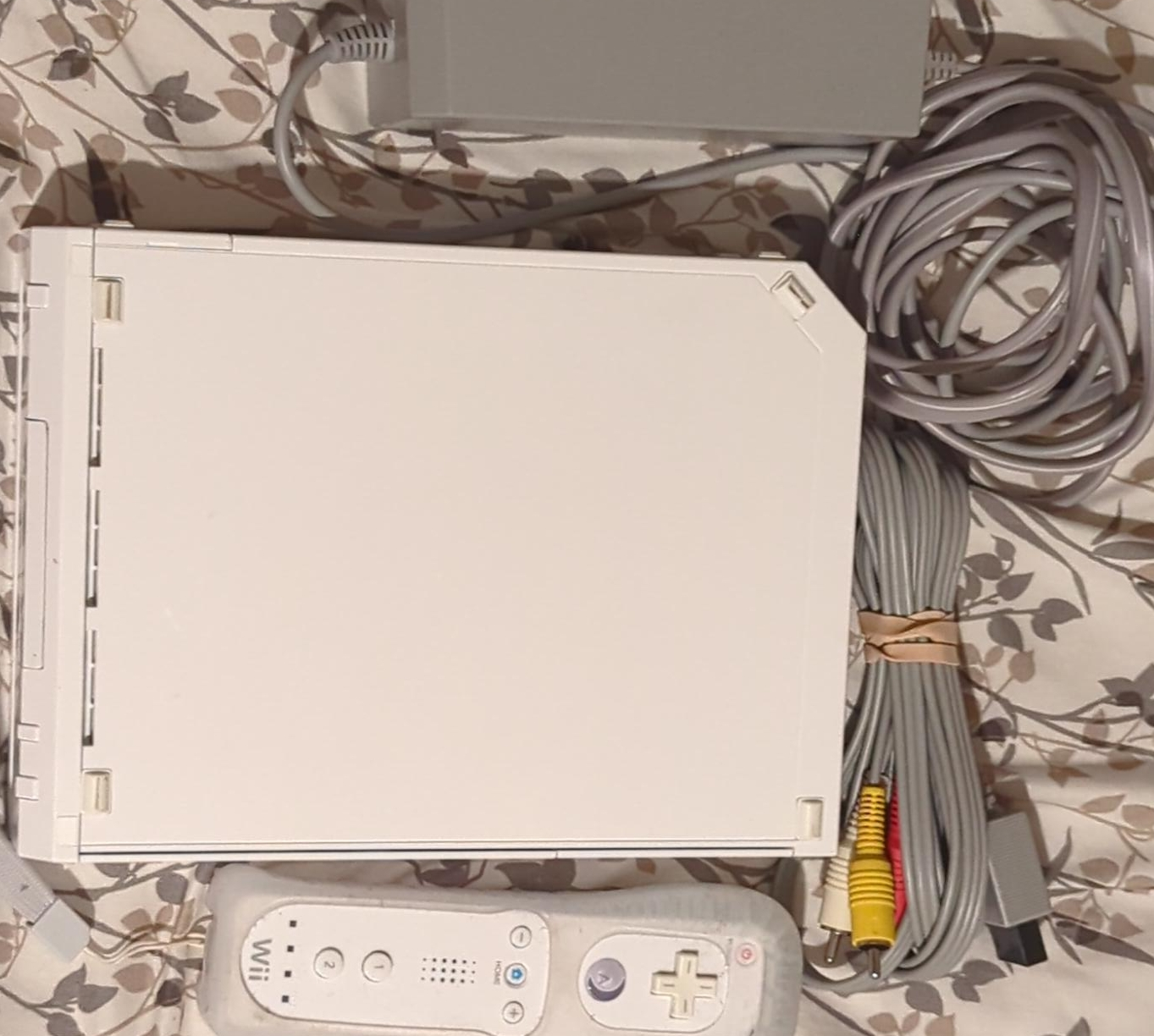 Nintendo Wii Console with Remote
