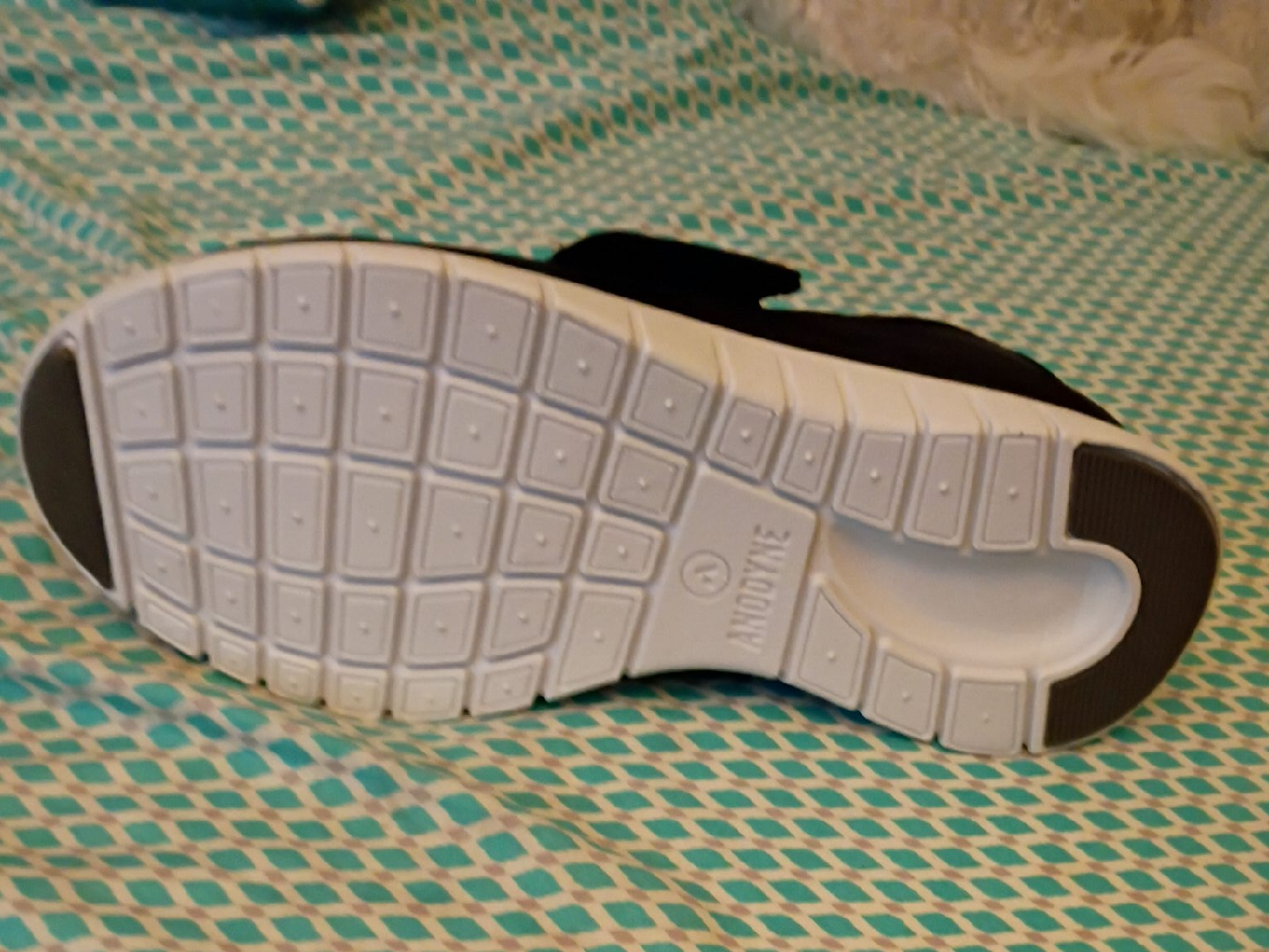 AND1 Men's Basketball Shoes
