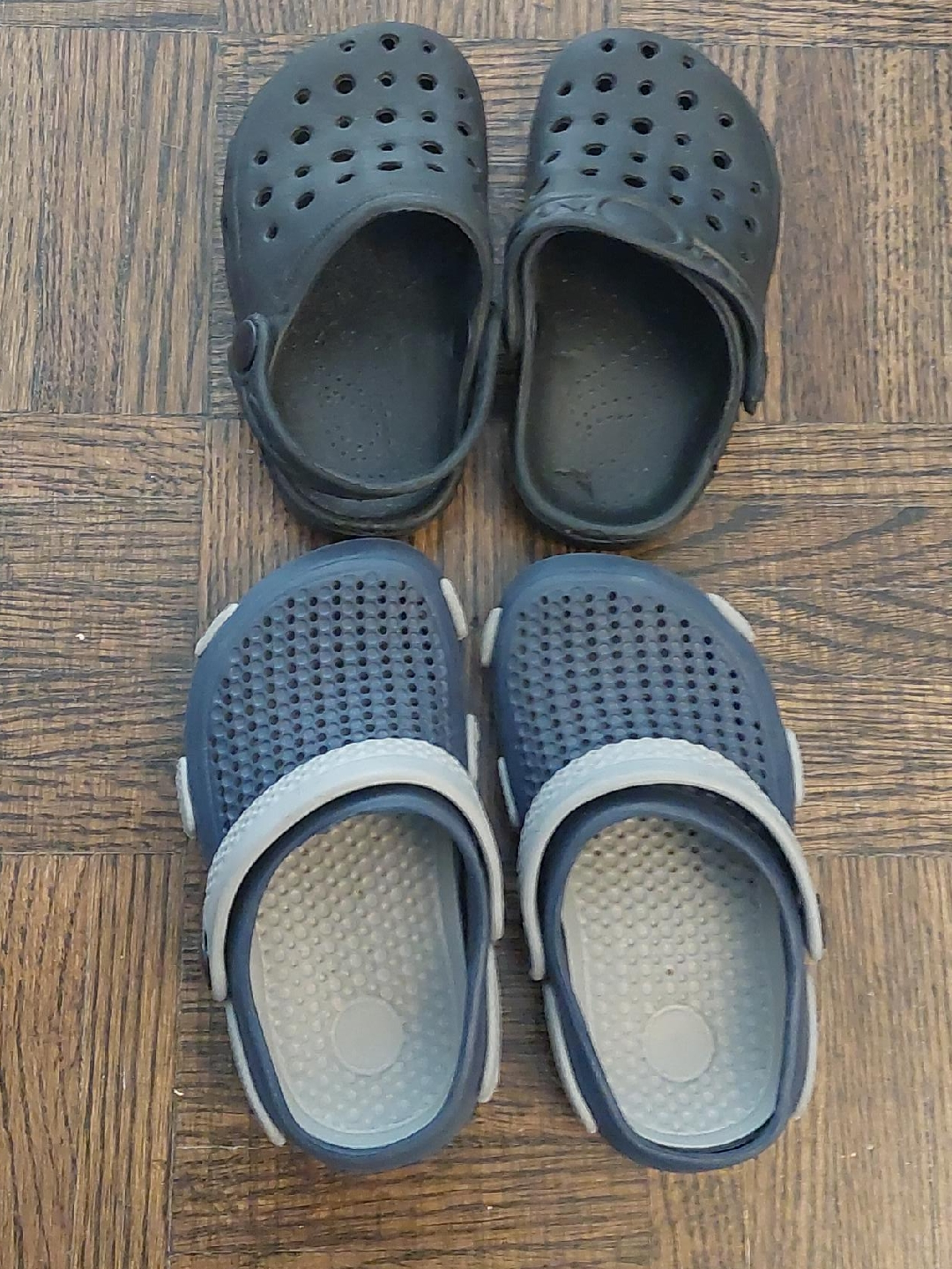 Crocs Kids Clogs - Size 8 & Size 24 thumbnail