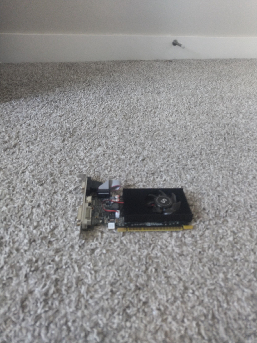 Nvidia GT 210 Graphics Card thumbnail