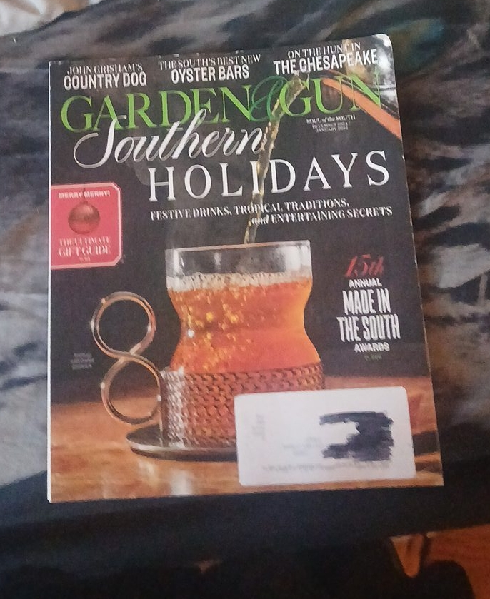 Garden & Gun Southern Holidays Magazine thumbnail