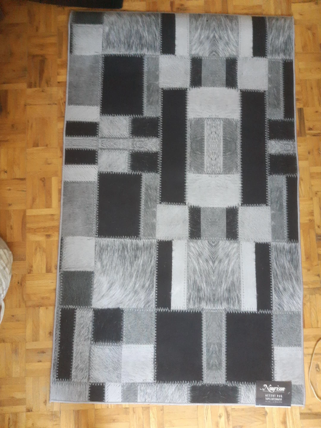 Nourison Accent Rug 3ft x 5ft thumbnail