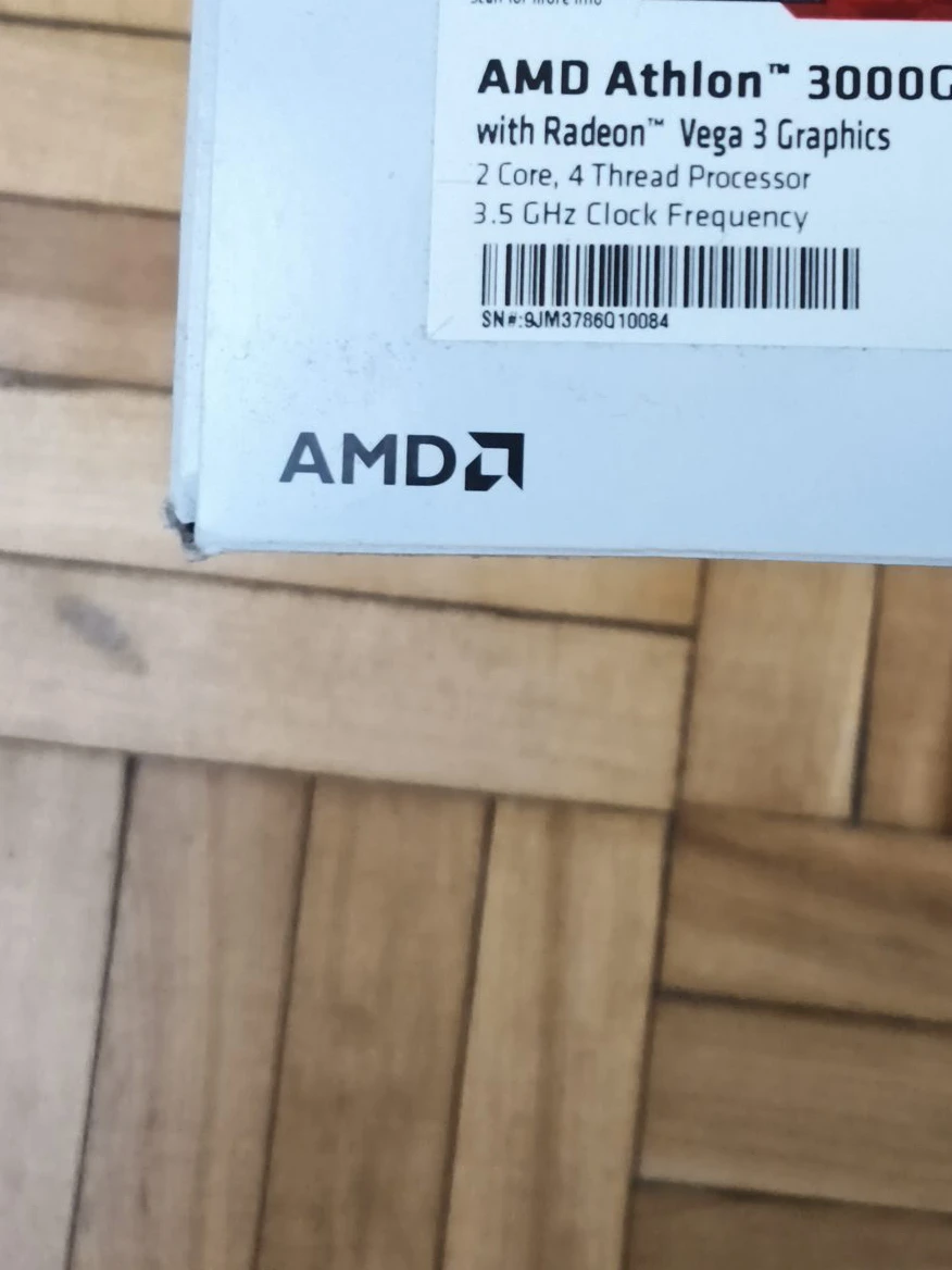 AMD Athlon 3000G CPU with Radeon Vega 3 Graphics