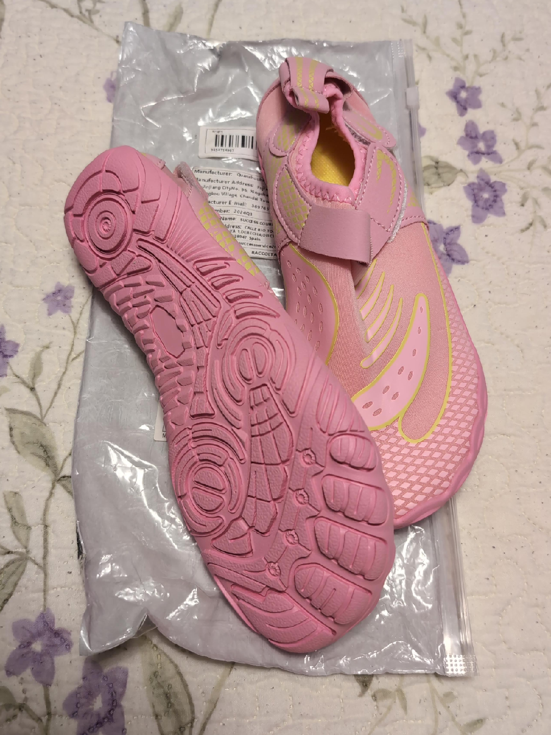 Pink Water Shoes - New thumbnail