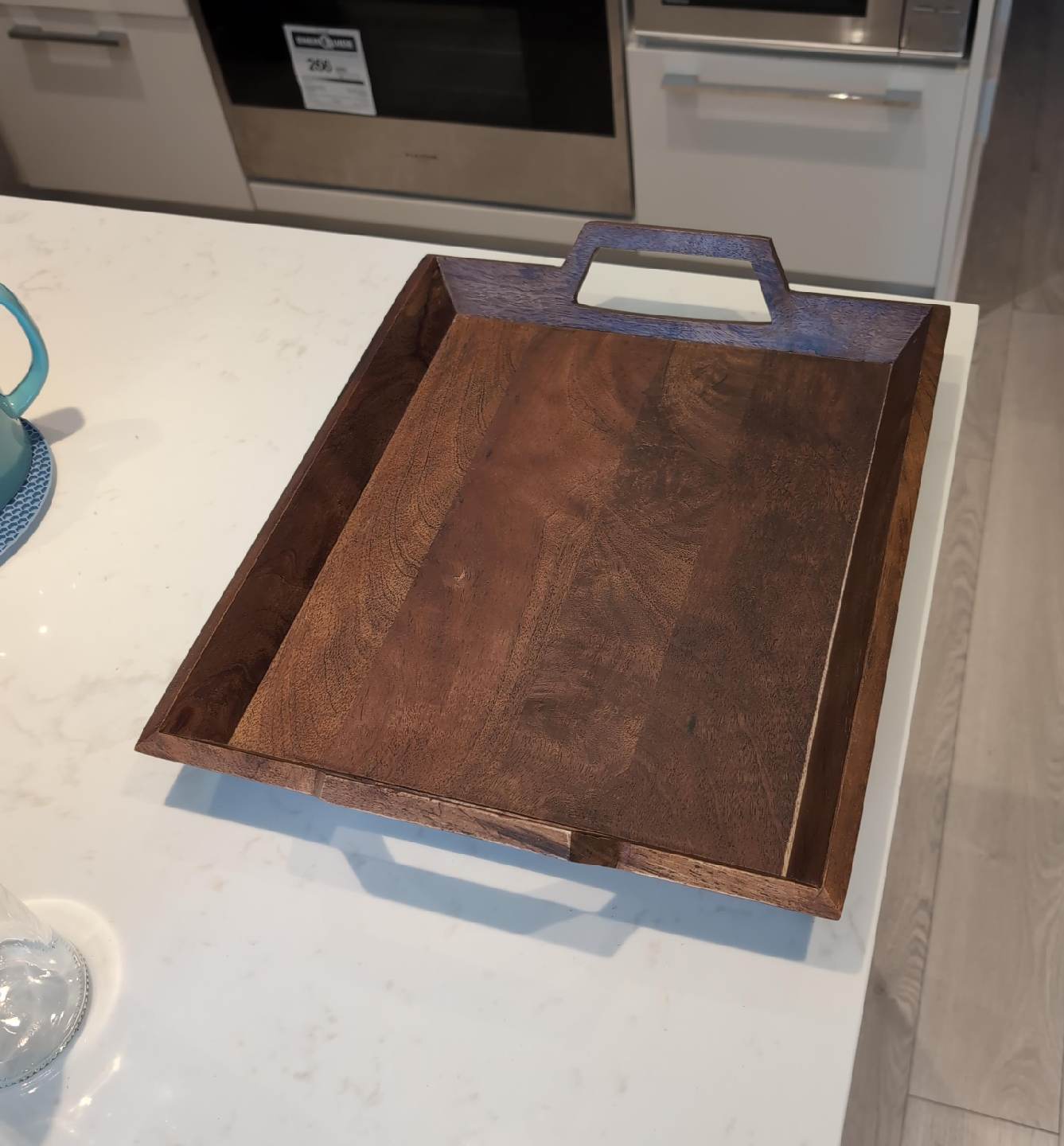 Wood Handled Serving Tray image indicator(2)
