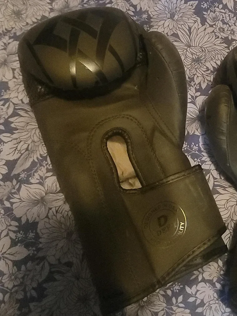 Defy Premium Quality Boxing Gloves