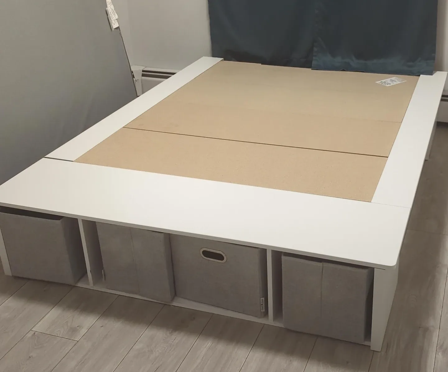 Southshore Bed Frame w/ Storage - Queen