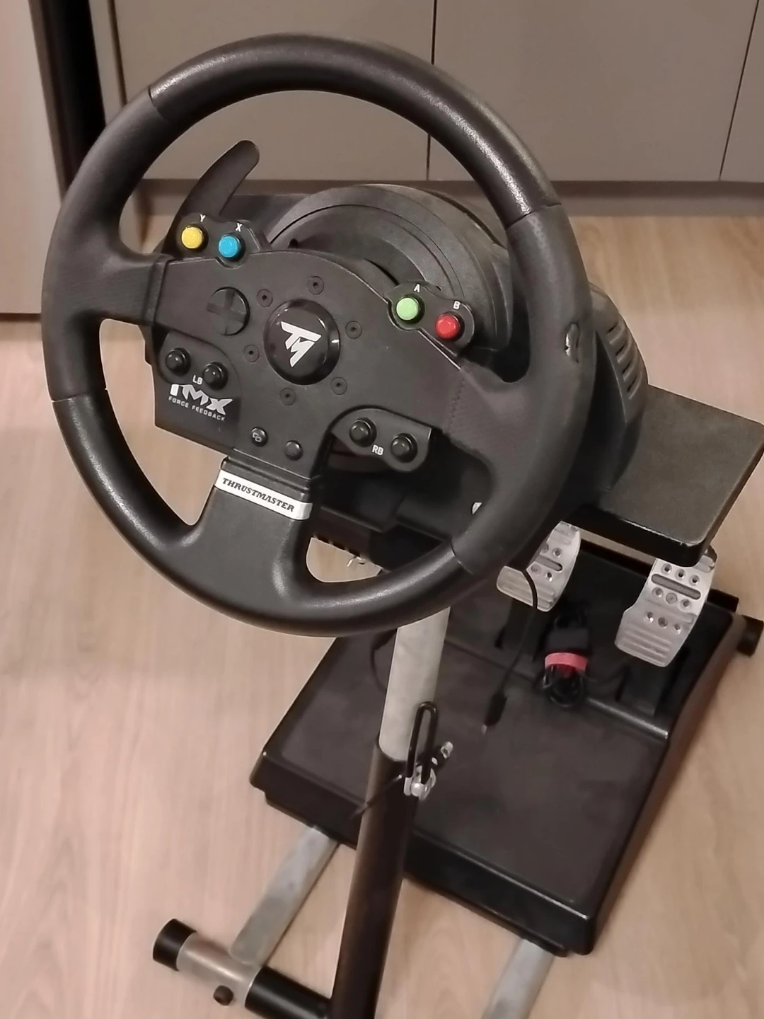 Thrustmaster TMX Force Feedback Racing Wheel thumbnail