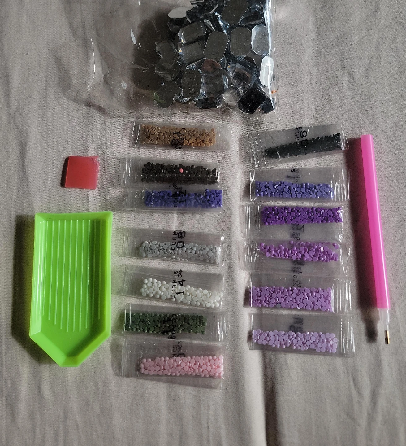 $3 for all - Diamond Painting Beads & Tools thumbnail