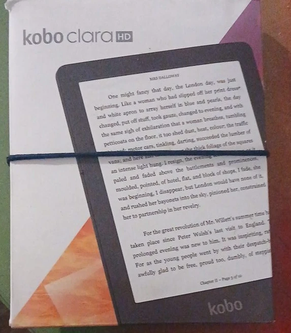 Kobo Clara HD eReader - Like New!