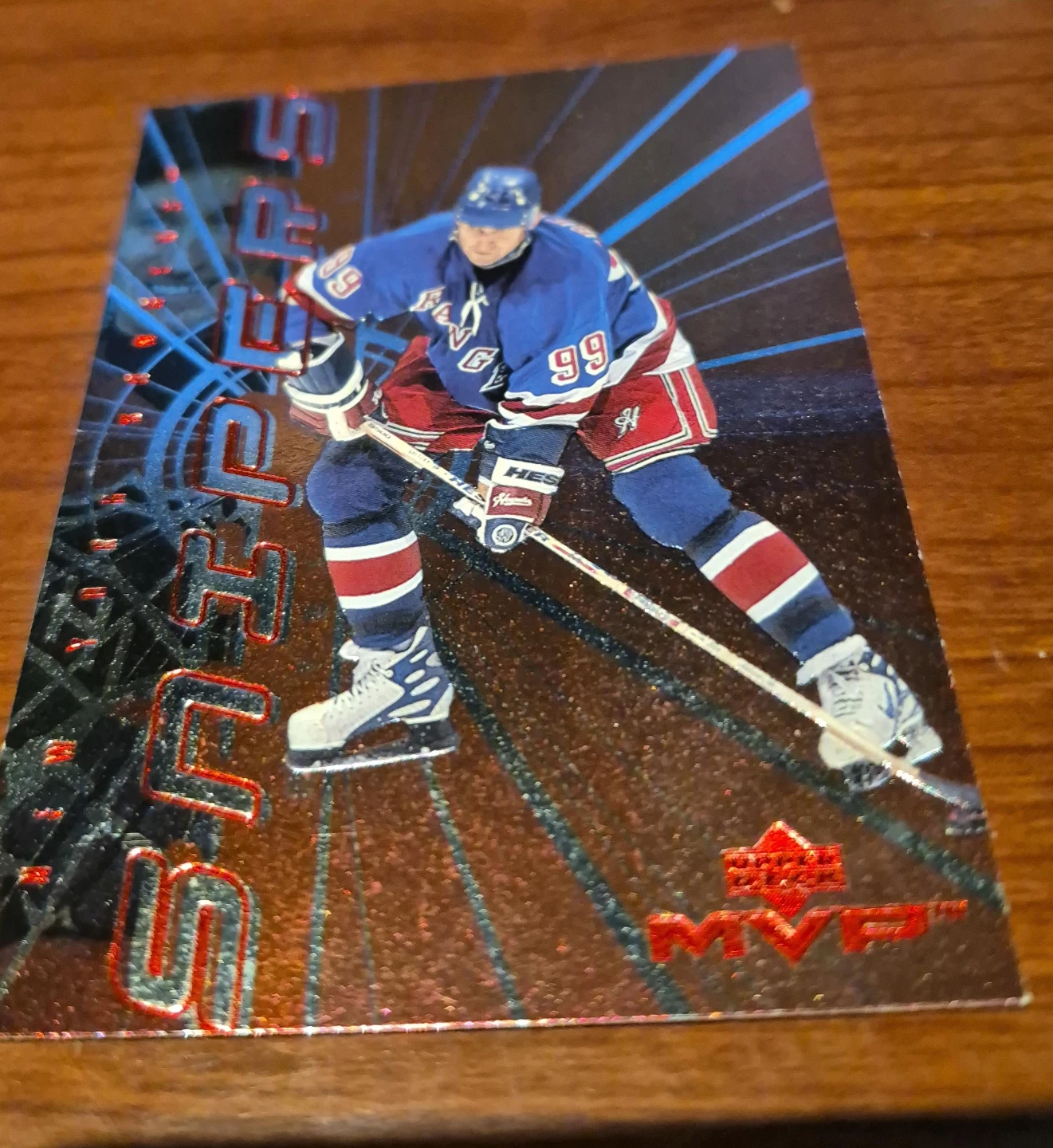 Upper Deck MVP Hockey Card thumbnail
