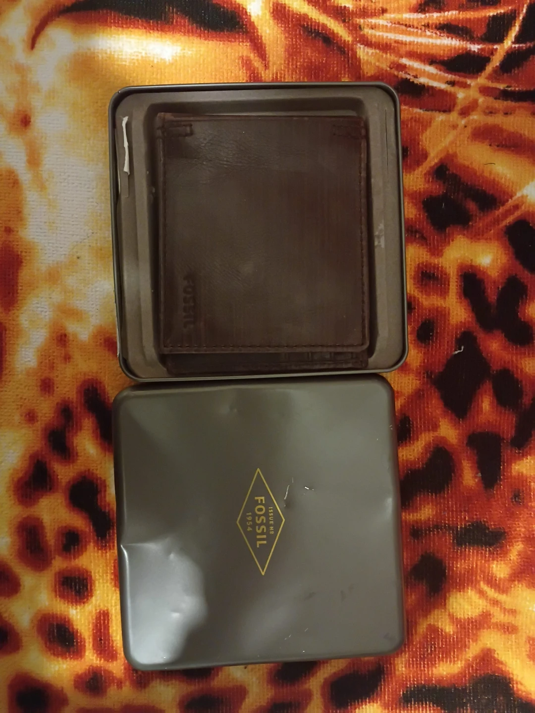 Fossil Brown Leather Wallet with Tin