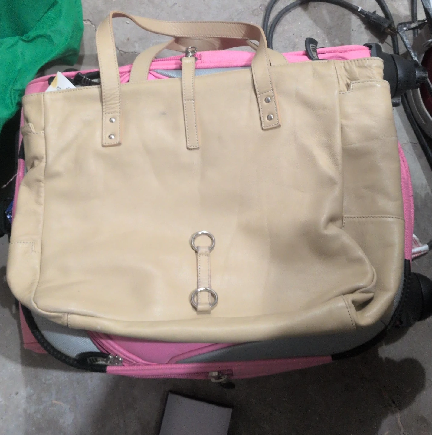 Chiara Guia's Leather Tote Bag