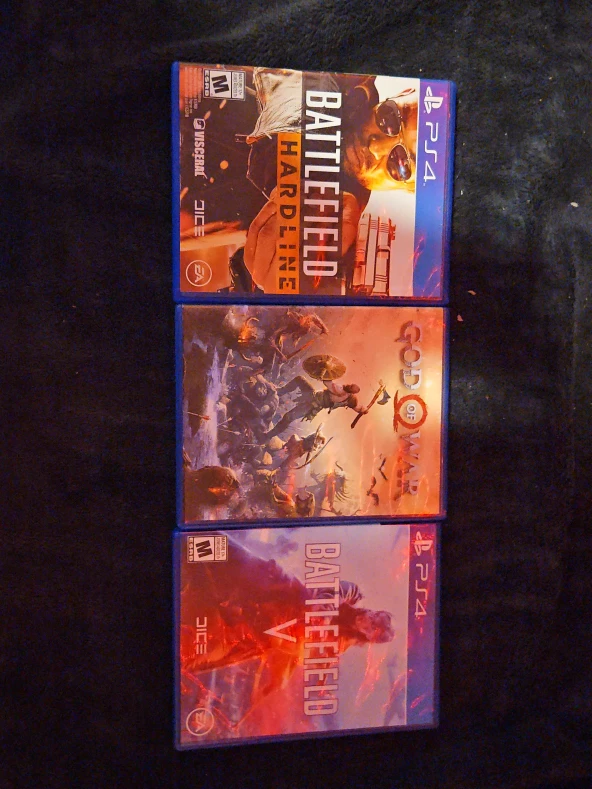 Battlefield Hardline, God of War, Battlefield V