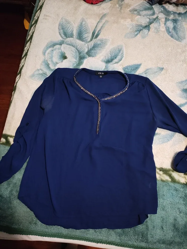 Active USA Blue Blouse Size M