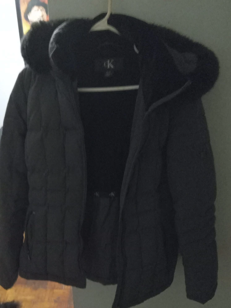 Calvin Klein Puffer Jacket - Size M