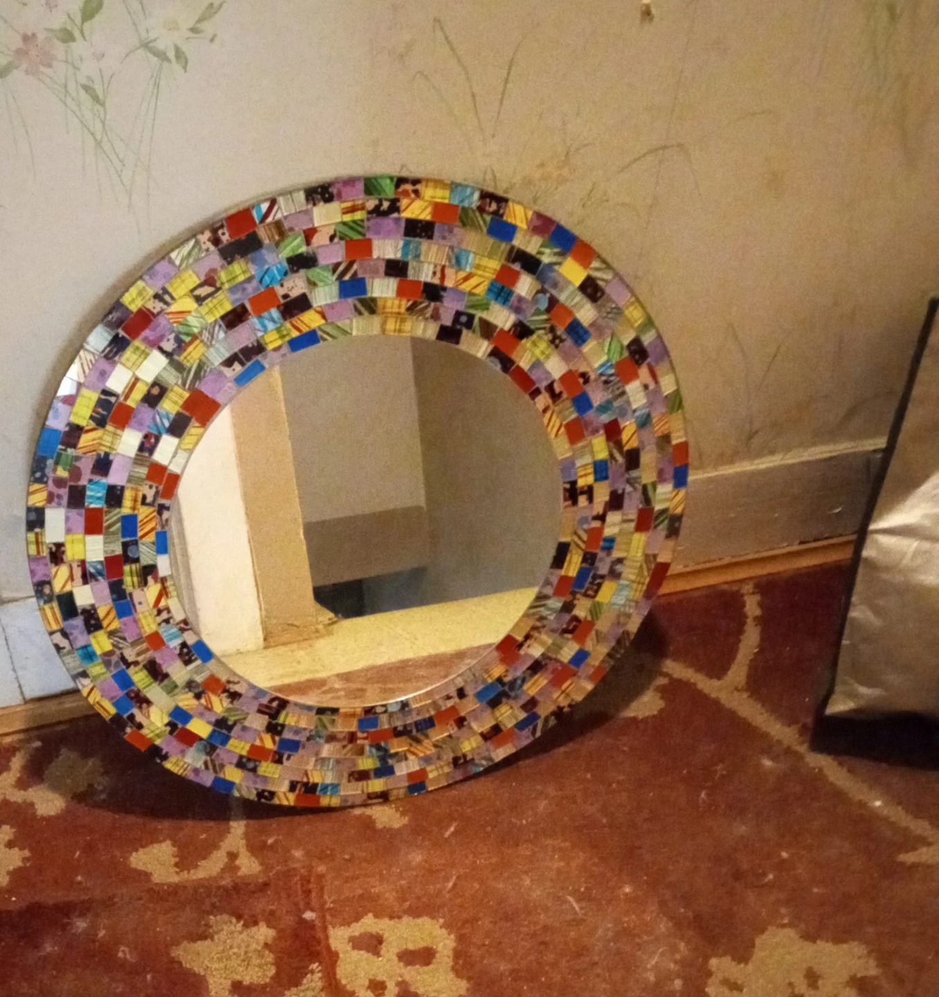 Mosaic Round Mirror thumbnail
