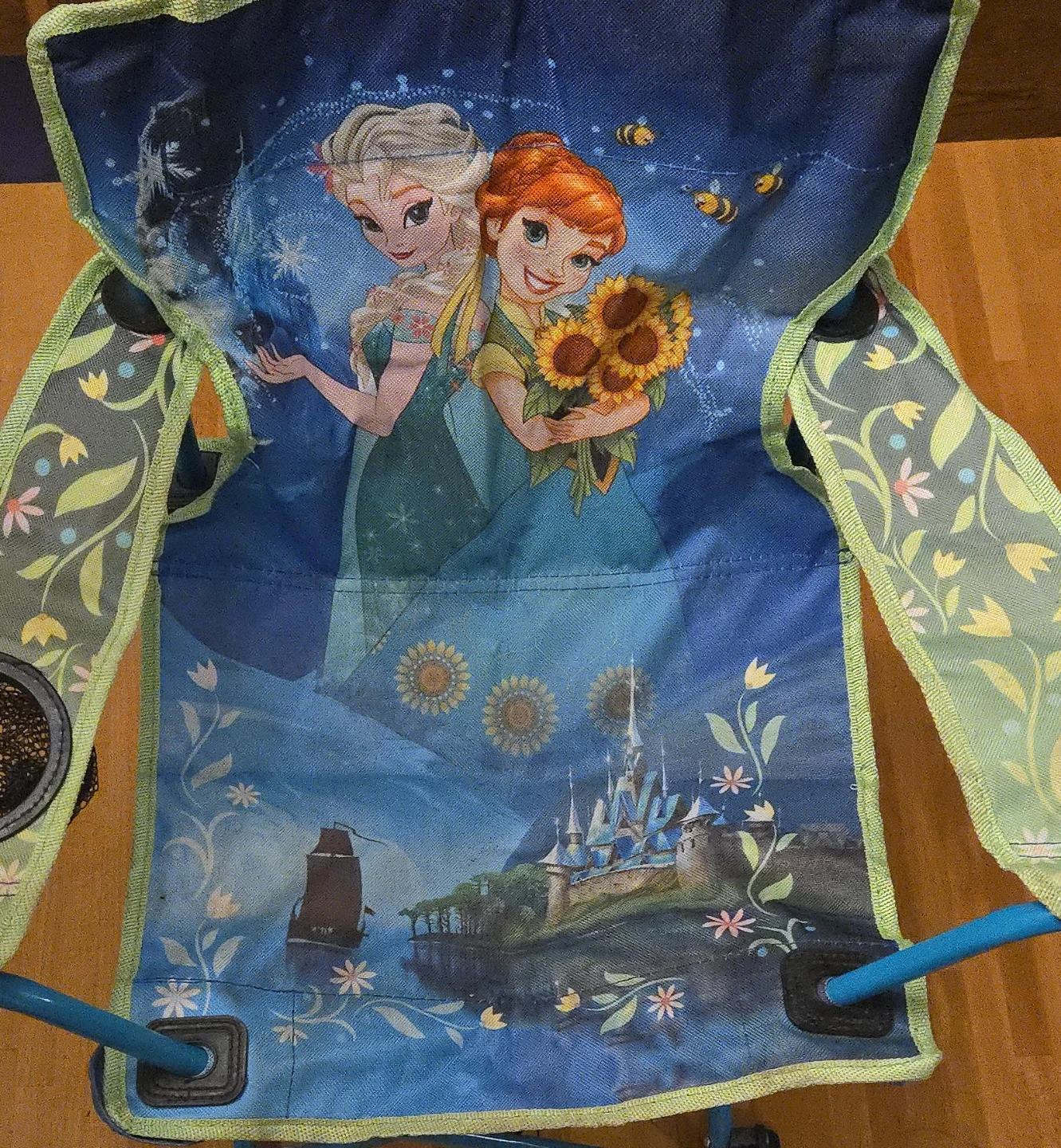 Disney Frozen Kids Camping Chair thumbnail