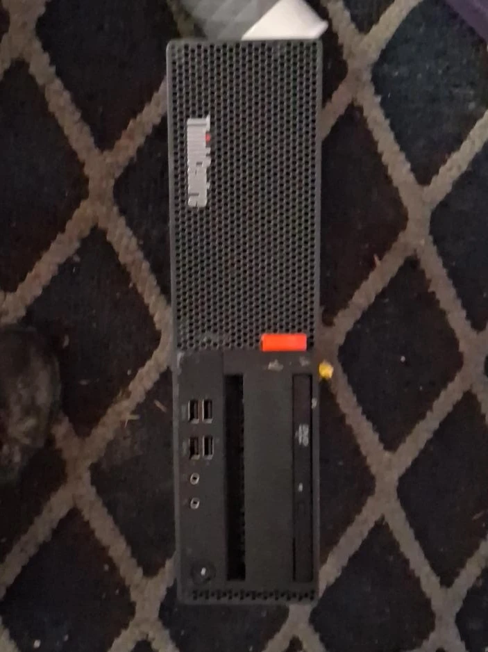 Lenovo ThinkCentre Desktop PC