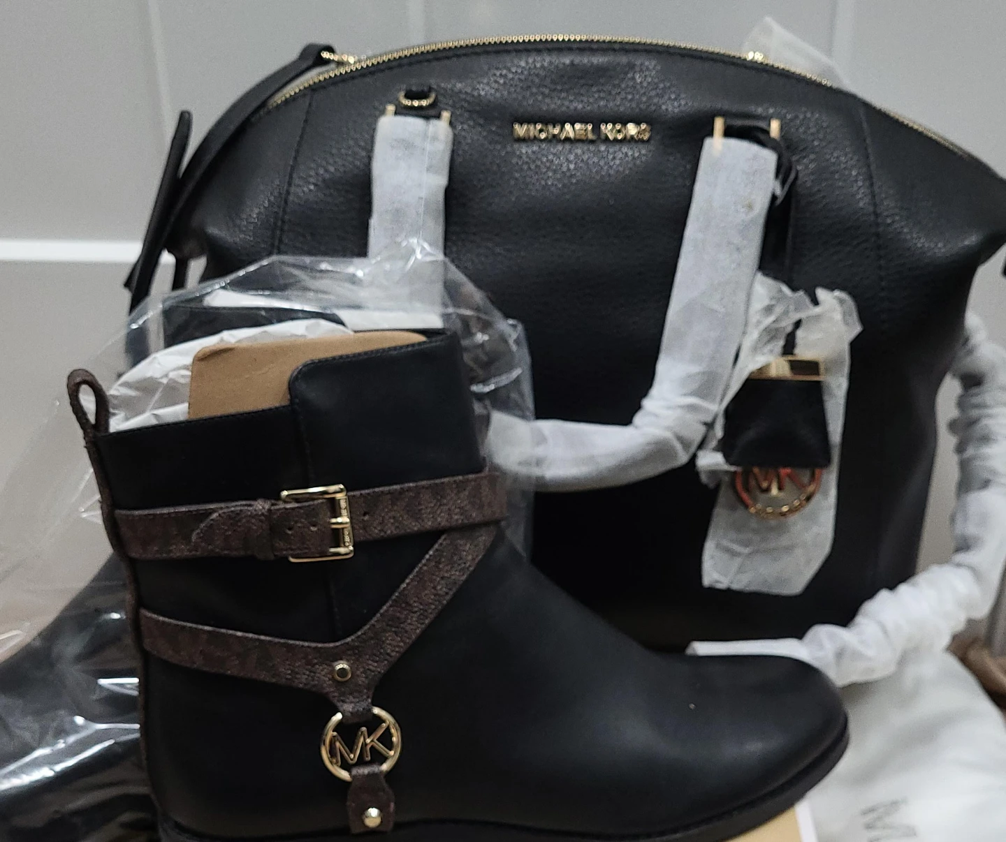 Michael Kors Black Leather Boots & Handbag