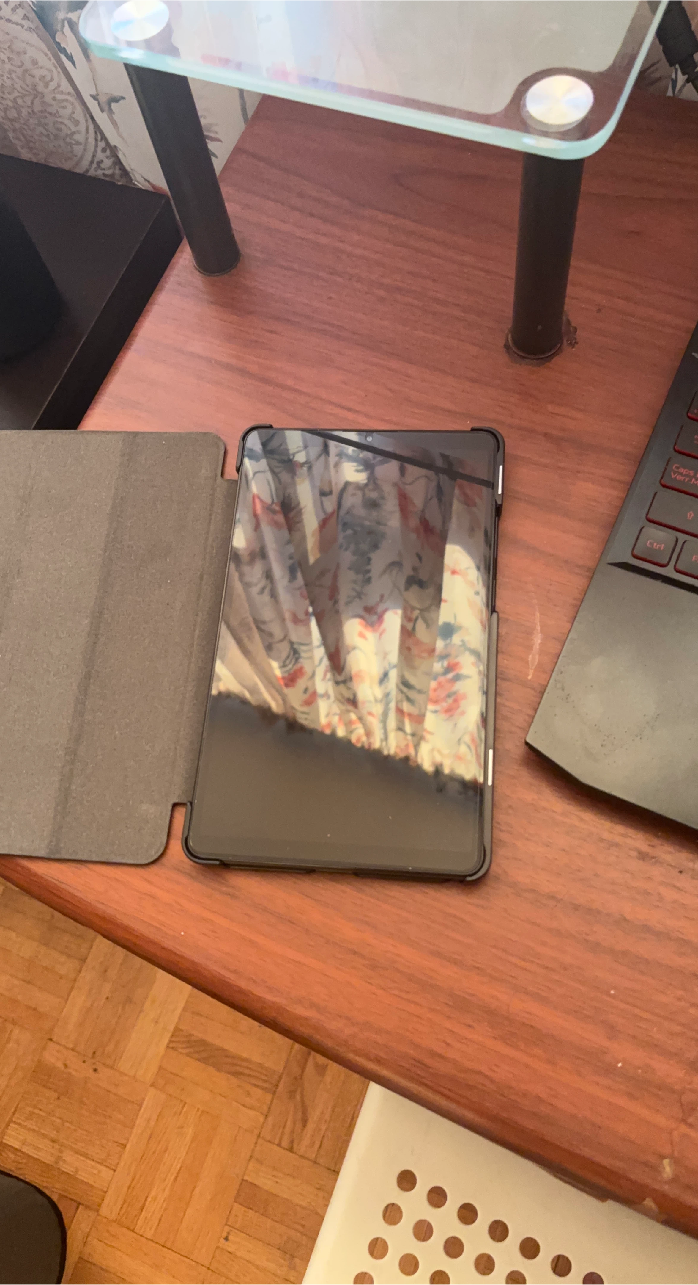 Tablet with case Lenovo tab one